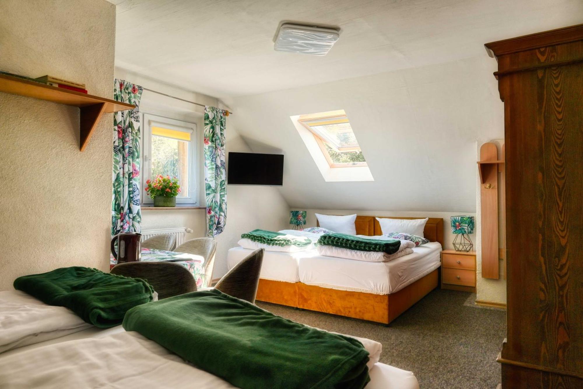 Osrodek Jagienka Zieleniec Bed & Breakfast Duszniki Zdrój Exterior foto